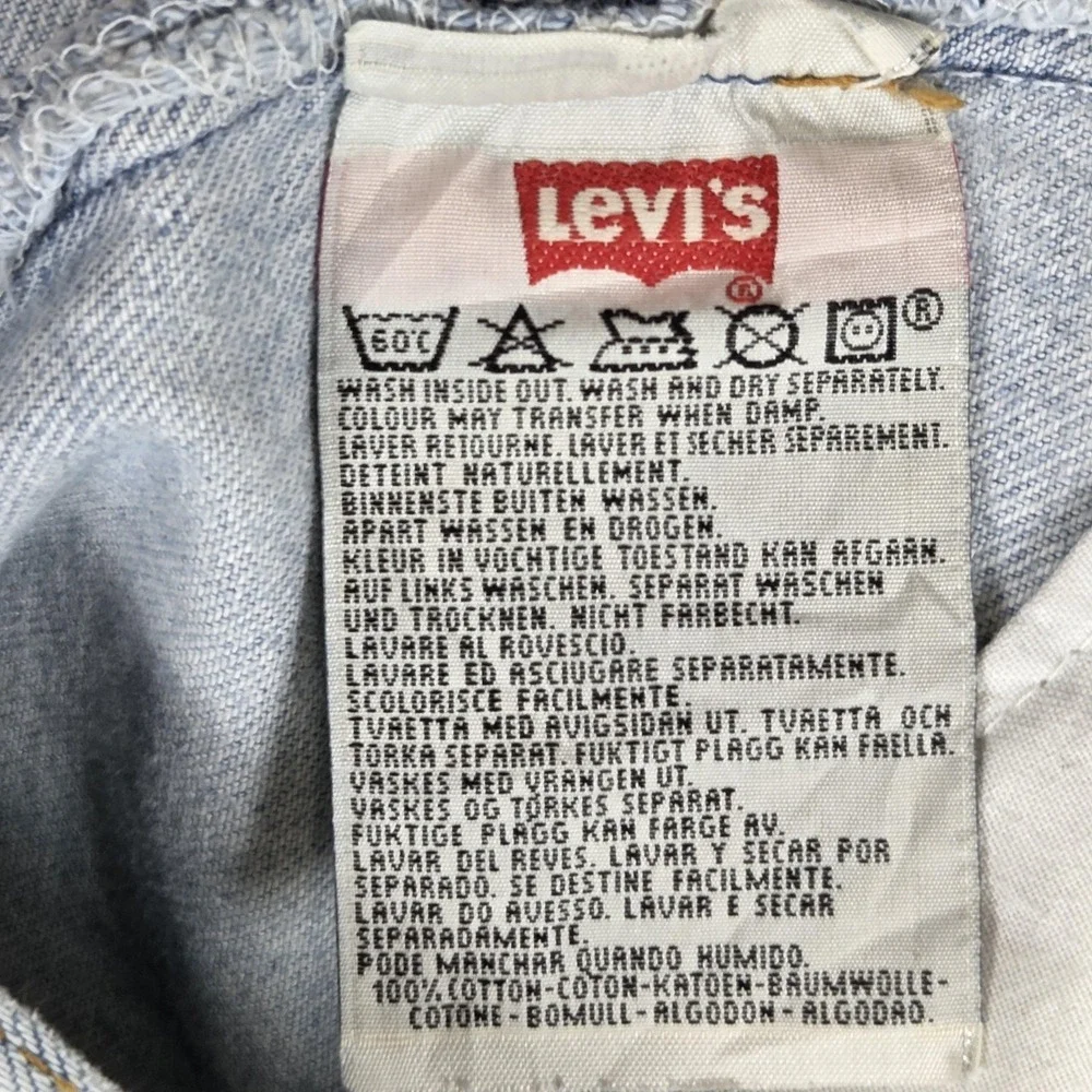 Levis 10368 important